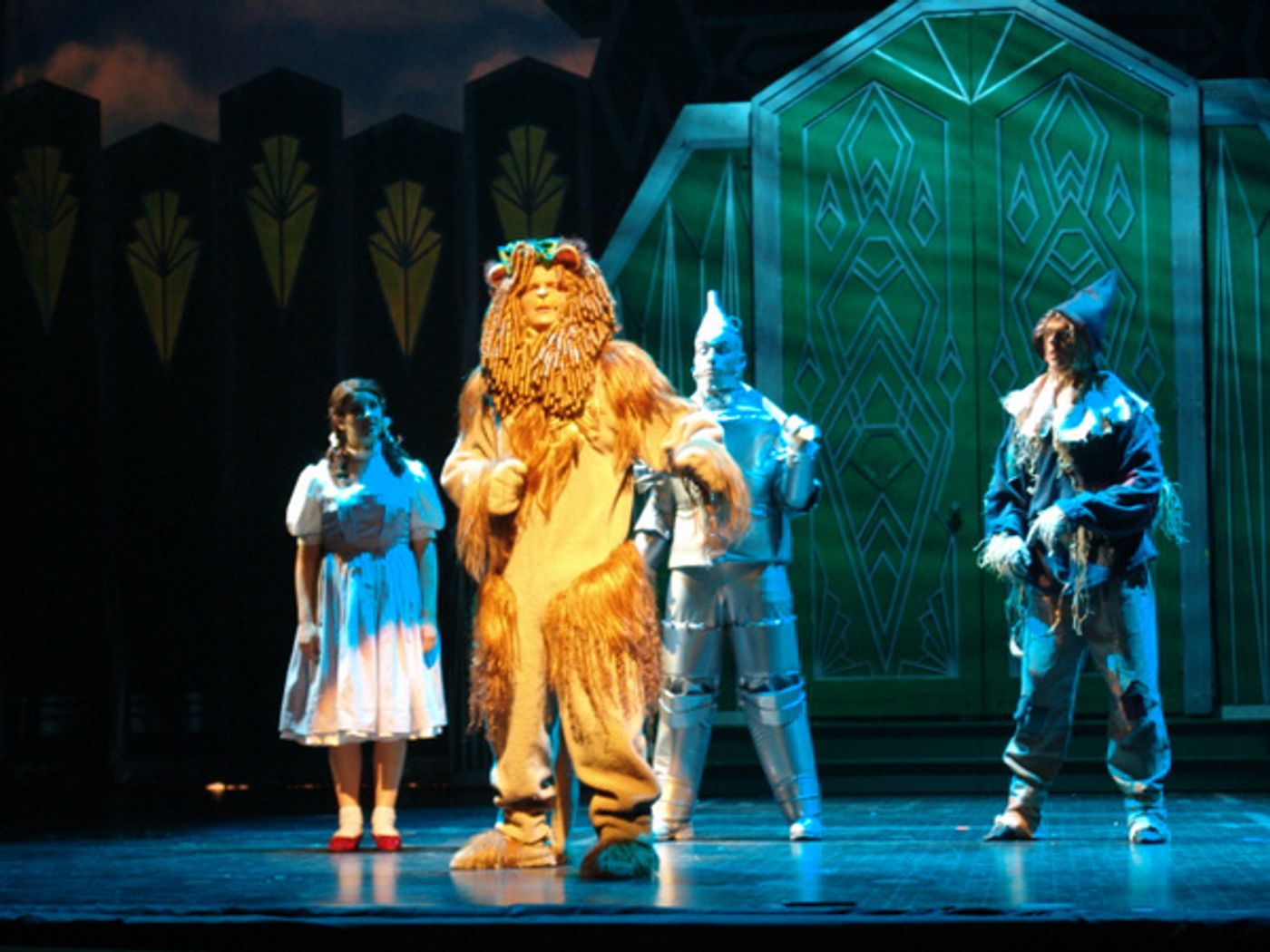 Photo Flash: Valley Youth Theatre presents THE WIZARD OF OZ at the Herberger Theater Center Photo Flash: Valley Youth Theatre presents THE WIZARD OF OZ at the Herberger Theater Center Image