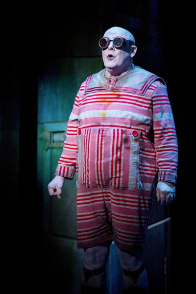 Les Dennis Photo