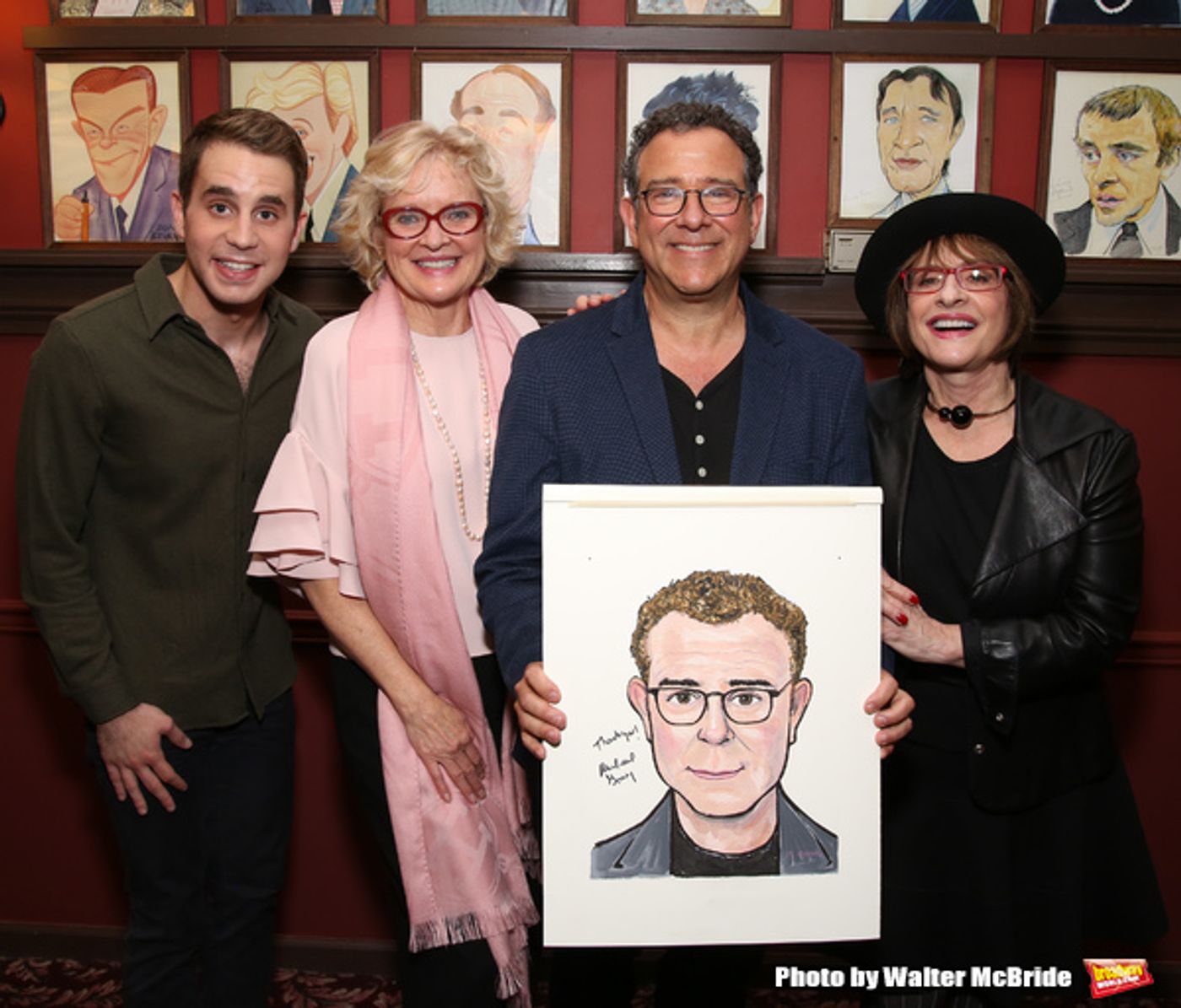 Photo Coverage: WAR PAINT & DEAR EVEN HANSEN Unite to Celebrate Michael Grief's New Sardi's Portrait!  Image