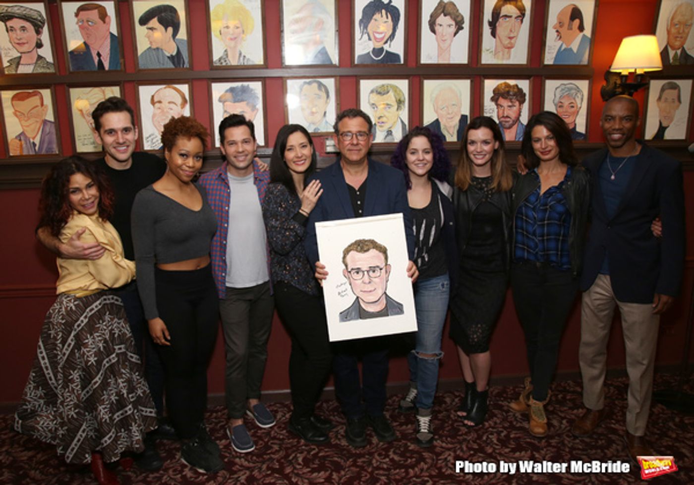 Photo Coverage: WAR PAINT & DEAR EVEN HANSEN Unite to Celebrate Michael Grief's New Sardi's Portrait!  Image