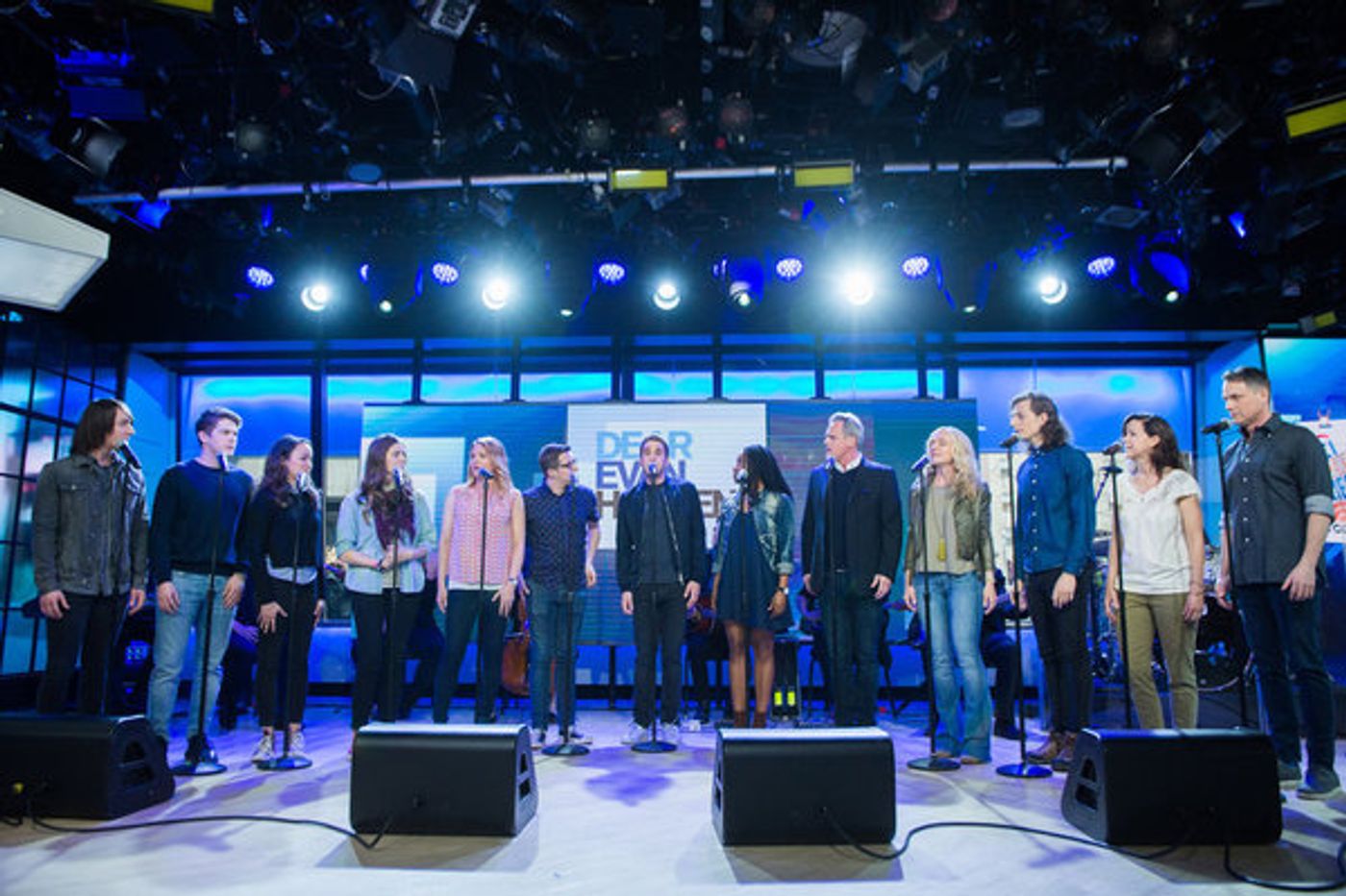 Photo Flash: Highlights from TODAY's 'Best of Broadway Week' Live Performances  Image