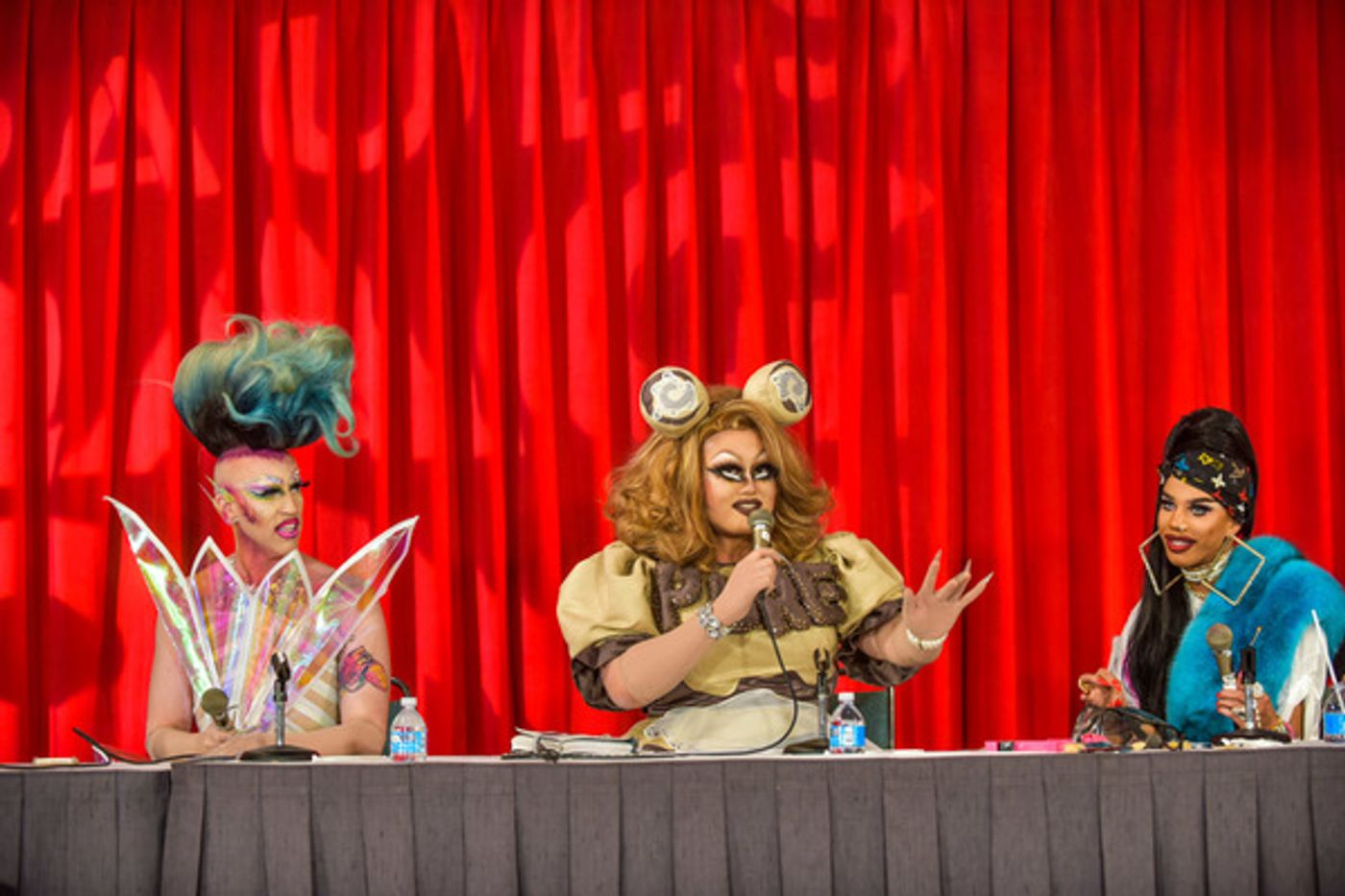 Photo Flash: All Colors of the Rainbow Take Part in RuPaul's DragCon 2017  Image