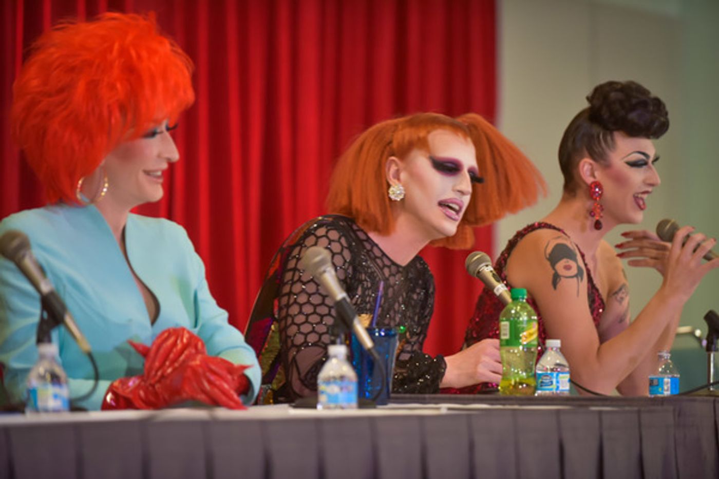 Photo Flash: All Colors of the Rainbow Take Part in RuPaul's DragCon 2017  Image