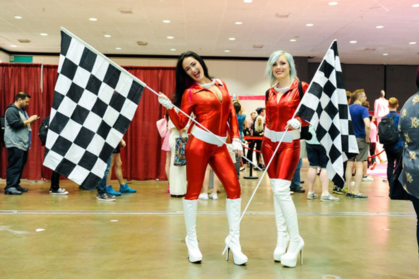Photo Flash: All Colors of the Rainbow Take Part in RuPaul's DragCon 2017  Image