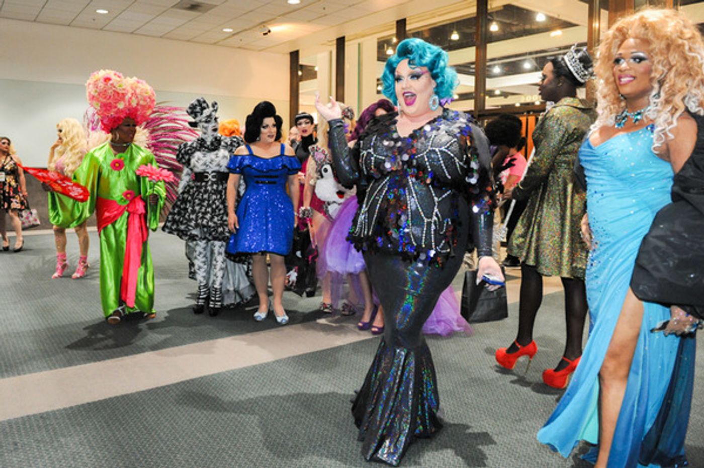 Photo Flash: All Colors of the Rainbow Take Part in RuPaul's DragCon 2017  Image