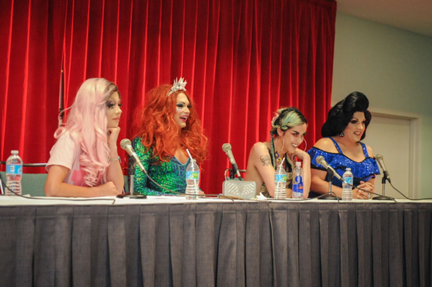 Photo Flash: All Colors of the Rainbow Take Part in RuPaul's DragCon 2017  Image