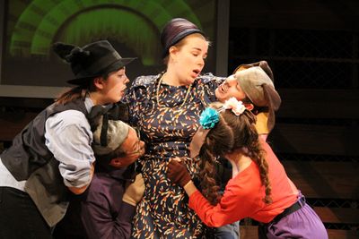 Rachel Frank, Stephen Nunley, Ellen Jackson, Sarah Welden and Benno Ressa Photo