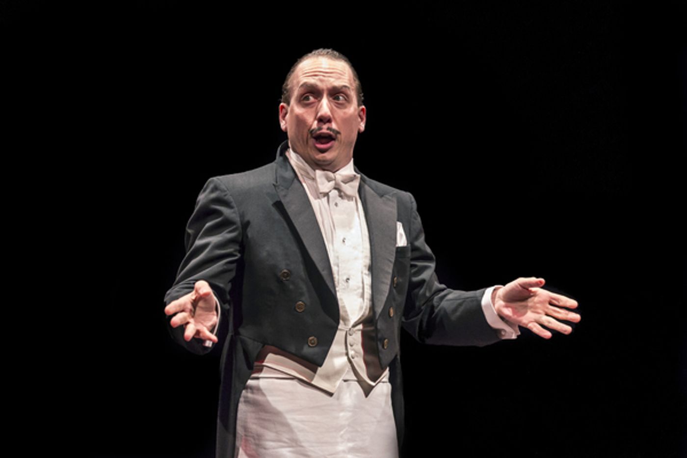 Photo Flash: First Look at SHE LOVES ME at Marriott Theatre Photo Flash: First Look at SHE LOVES ME at Marriott Theatre Image