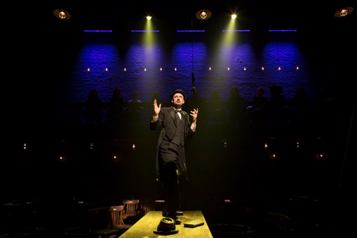 Photo Flash: First Look at Lenny Henry in THE RESISTIBLE RISE OF ARTURO UI at Donmar Warehouse  Image