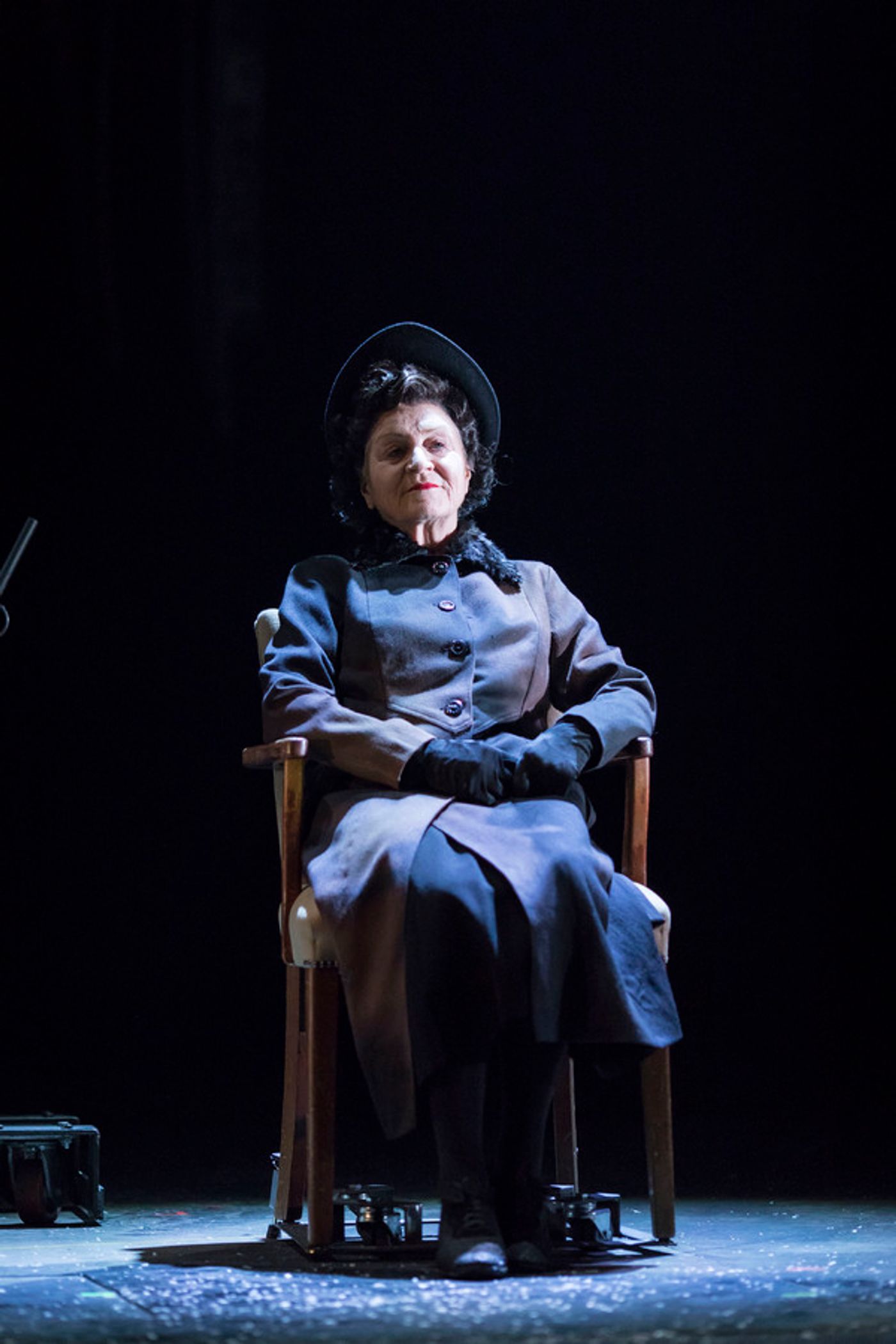 Photo Flash: First Look at Nathan Lane, Andrew Garfield, and More in ANGELS IN AMERICA: PERESTROIKA at National Theatre  Image