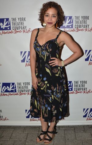 Claire Saunders @ BroadwayWorld Claire Saunders Photo