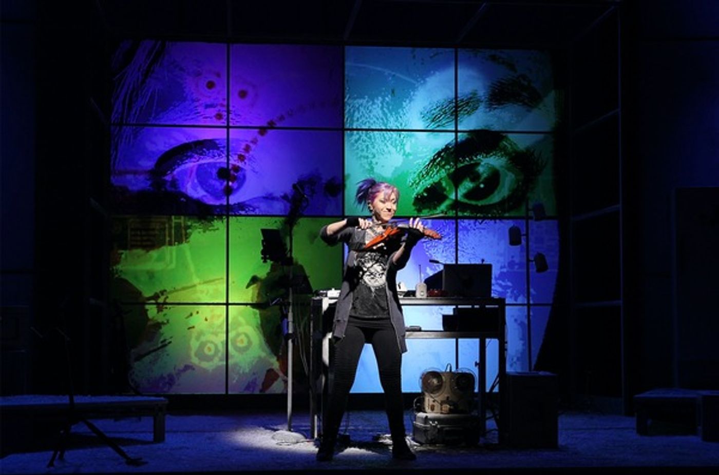 Photo Flash: First Look at Wade McCollum & Val Vigoda in ERNEST SHACKLETON LOVES ME  Image