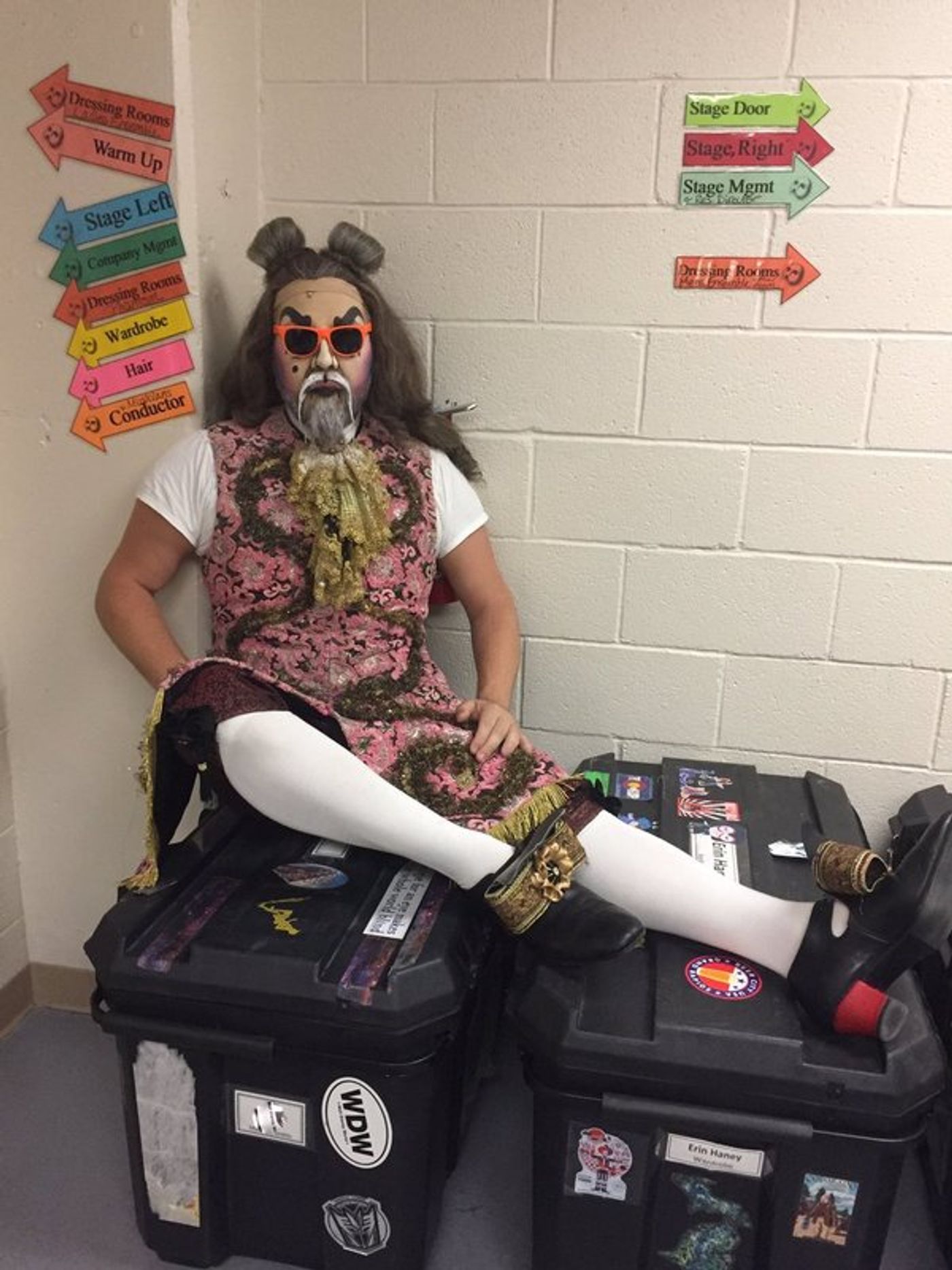 Photo Flash: PHANTOM Worships the Shrine and Heats Up on Tour, NYC Ballet Plays a Jeu de Cartes, and More Saturday Intermission Pics!  Image