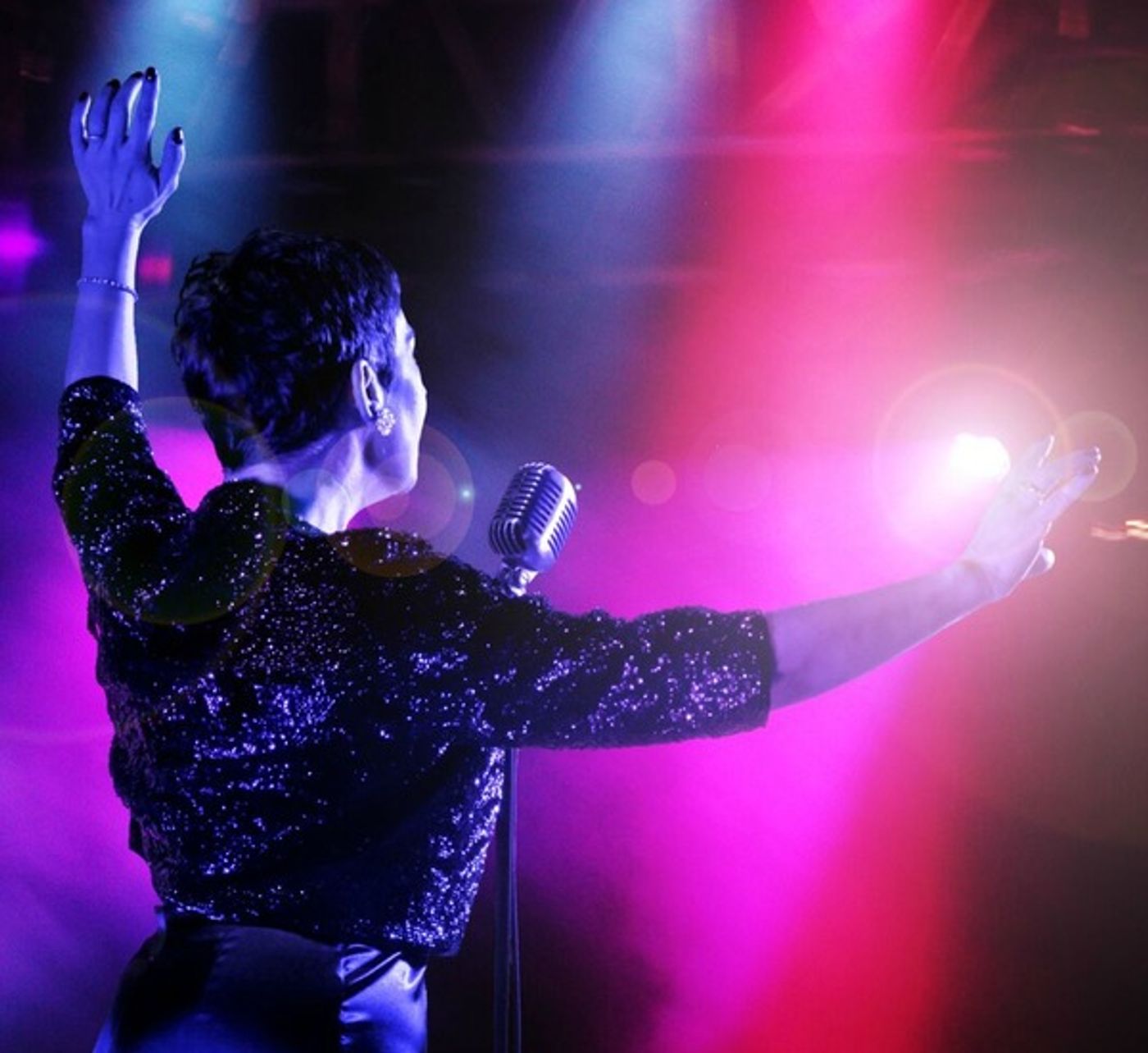 Photo Flash: Janet Gigliotti Brings Stage Legend Judy Garland Back to Life in END OF THE RAINBOW Photo Flash: Janet Gigliotti Brings Stage Legend Judy Garland Back to Life in END OF THE RAINBOW Image