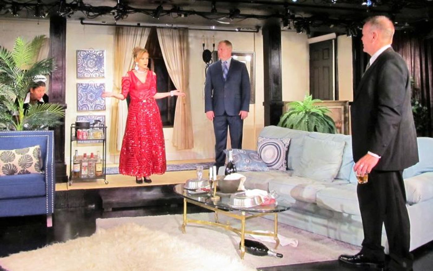 Review: Desert Rose Mounts a Hilarious Production of CLARK GABLE SLEPT HERE. Image