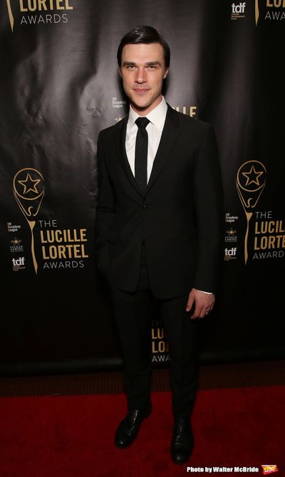  Finn Wittrock Photo