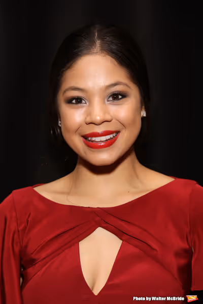 Eva Noblezada  Photo