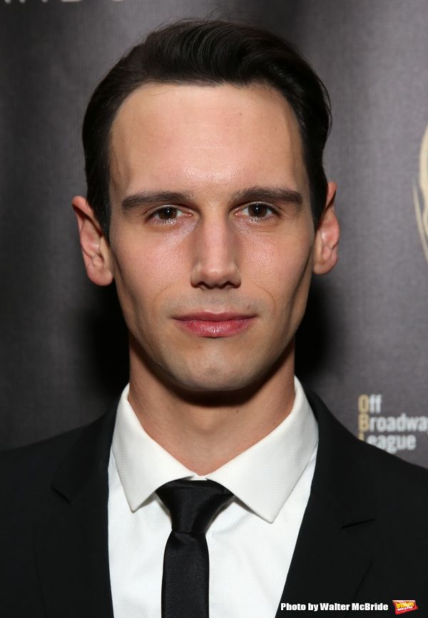 Cory Michael Smith  Photo