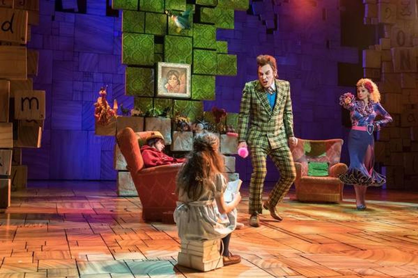 Photo Flash: Fresh Maggots! First Look at the New Cast of MATILDA  Image