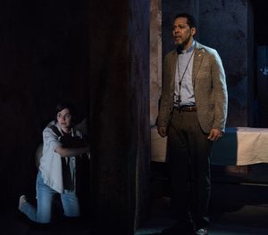 Flora Diaz and Peter Jay Fernandez @ BroadwayWorld Flora Diaz and Peter Jay Fernandez Photo