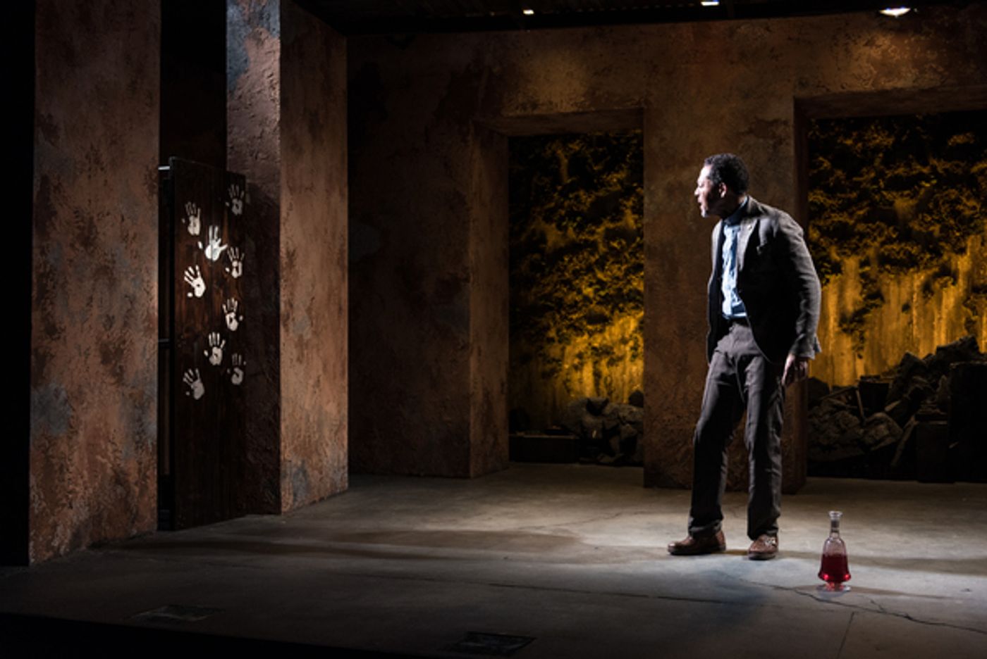 Photo Flash: First Look at SEVEN SPOTS ON THE SUN at Rattlestick Playwrights Theater  Image