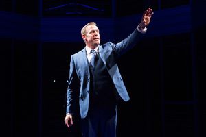 Ian Merrill Peakes @ BroadwayWorld Ian Merrill Peakes Photo