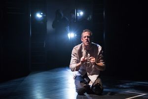 Ian Merrill Peakes @ BroadwayWorld Ian Merrill Peakes Photo