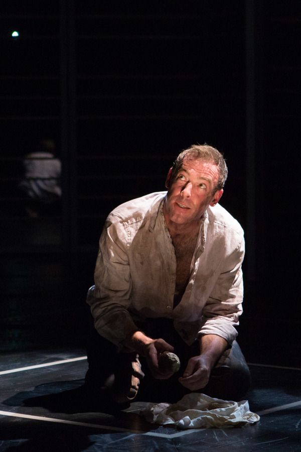 Ian Merrill Peakes Photo