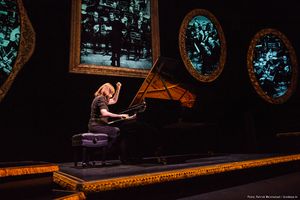 Mona Golabek @ BroadwayWorld Mona Golabek Photo