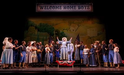 Ashley Brown and cast Photo
