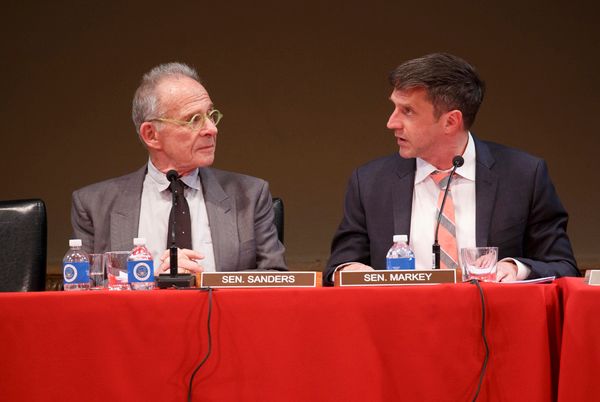Ron Rifkin and Raul Esparza  Photo