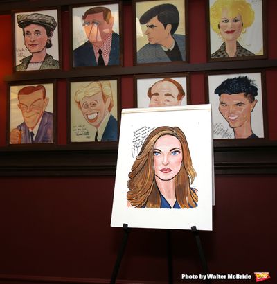 Laura Osnes  Photo