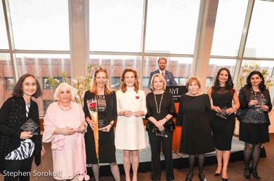 Dr. Marion Bergman, Rodica Burg, Nadine Epstein, Sharyn Mann, Ruth Goldschmidt, Bunny Photo