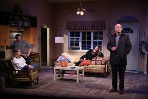 Darren Pettie, Ella Dershowitz, Amber Tamblyn and Frank Wood @ BroadwayWorld Darren Pettie, Ella Dershowitz, Amber Tamblyn and Frank Wood Photo