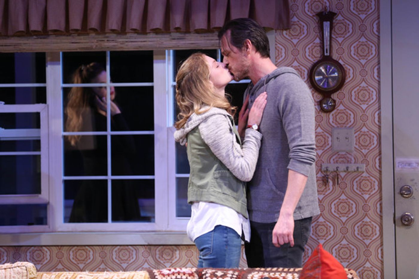 Photo Flash: First Look at Amber Tamblyn and More in CAN YOU FORGIVE HER? at the Vineyard Photo Flash: First Look at Amber Tamblyn and More in CAN YOU FORGIVE HER? at the Vineyard Image