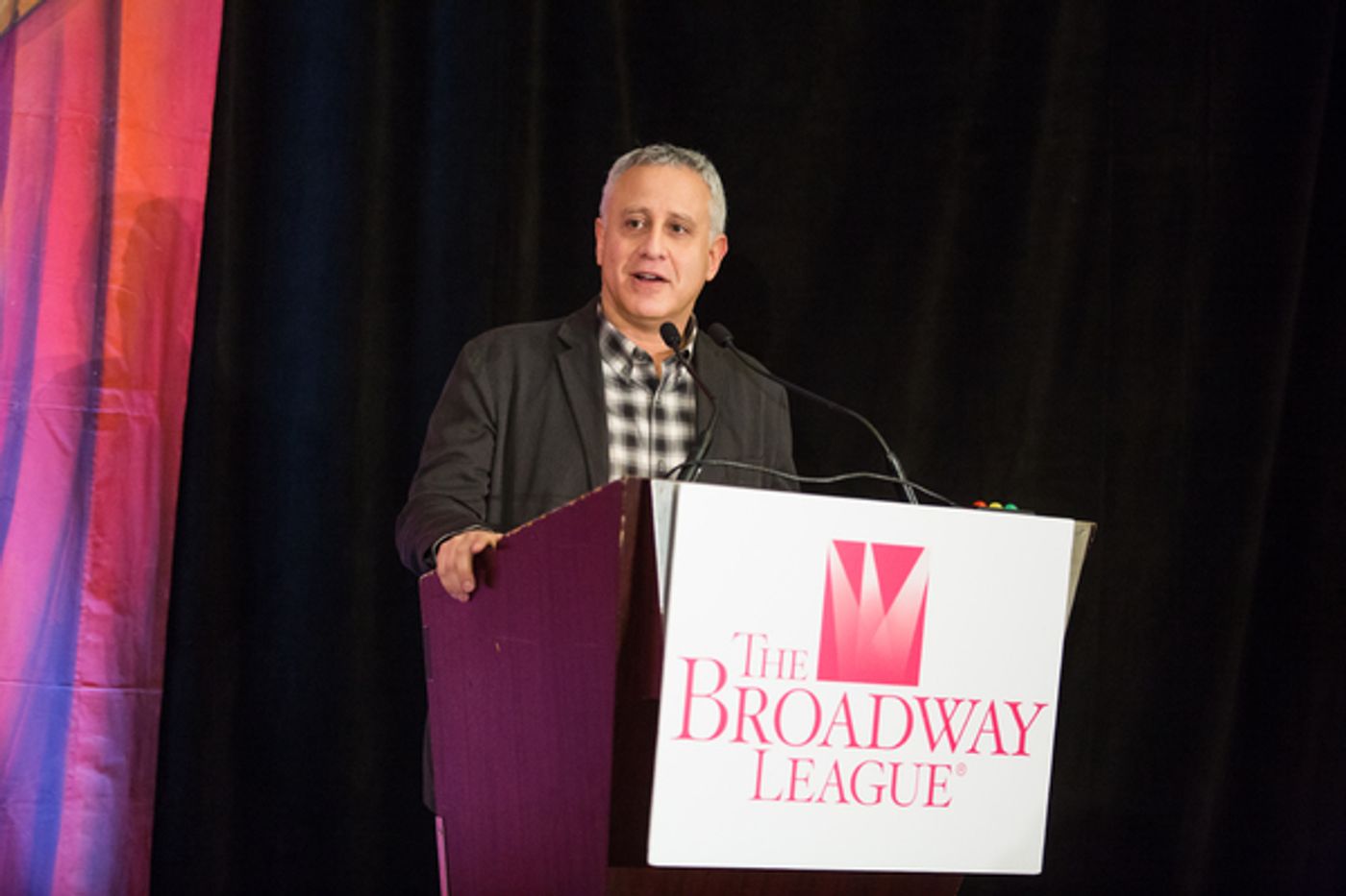 Photo Flash: WAR PAINT's David Stone, OPA's Joan Squires and More Receive Broadway League's 2017 League Awards  Image
