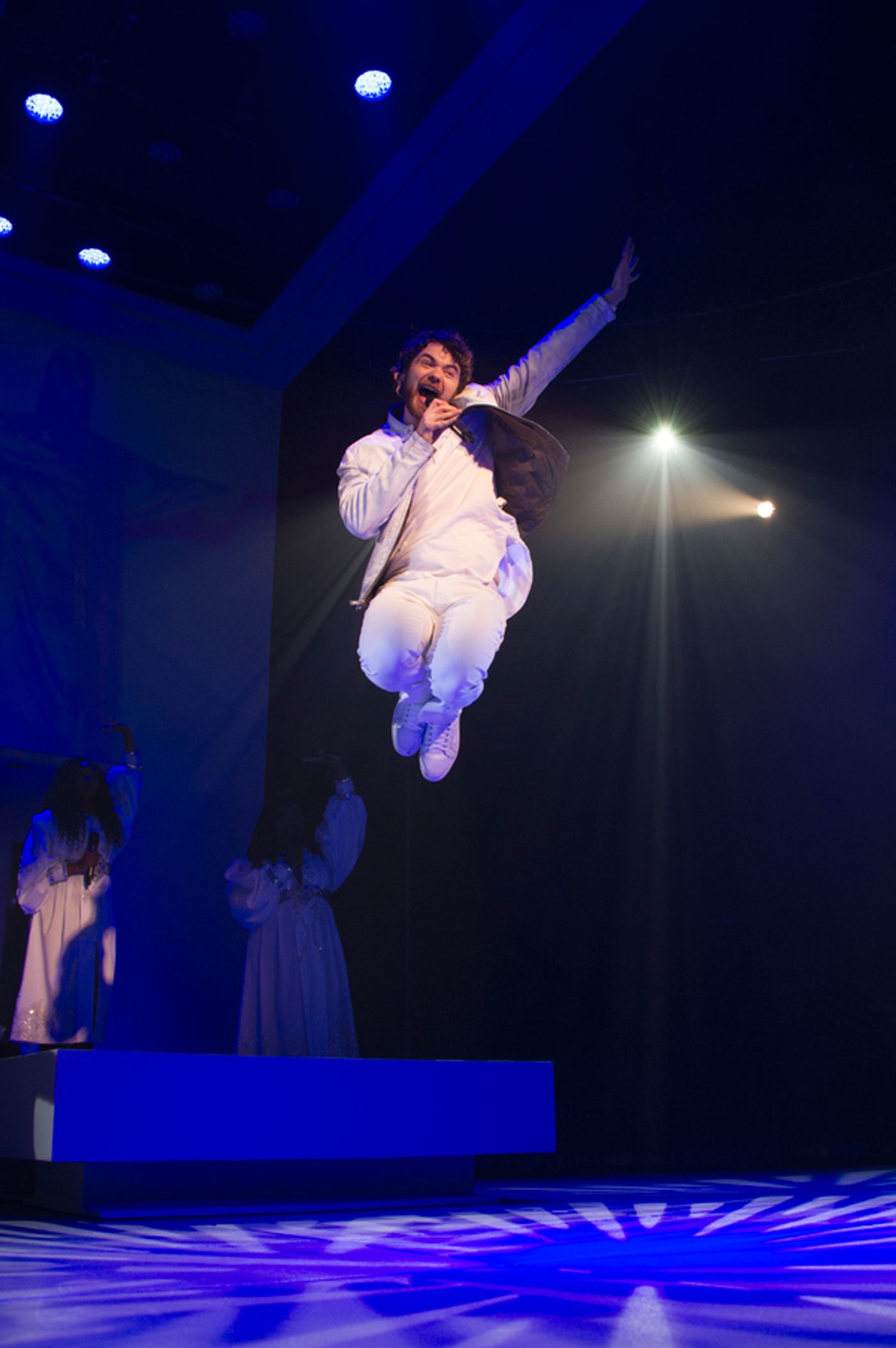 Photo Flash: First Look at Nicholas Edwards, Ari McKay Wilford, Natascia Diaz and More in JESUS CHRIST SUPERSTAR at Signature Theatre Photo Flash: First Look at Nicholas Edwards, Ari McKay Wilford, Natascia Diaz and More in JESUS CHRIST SUPERSTAR at Signature Theatre Image