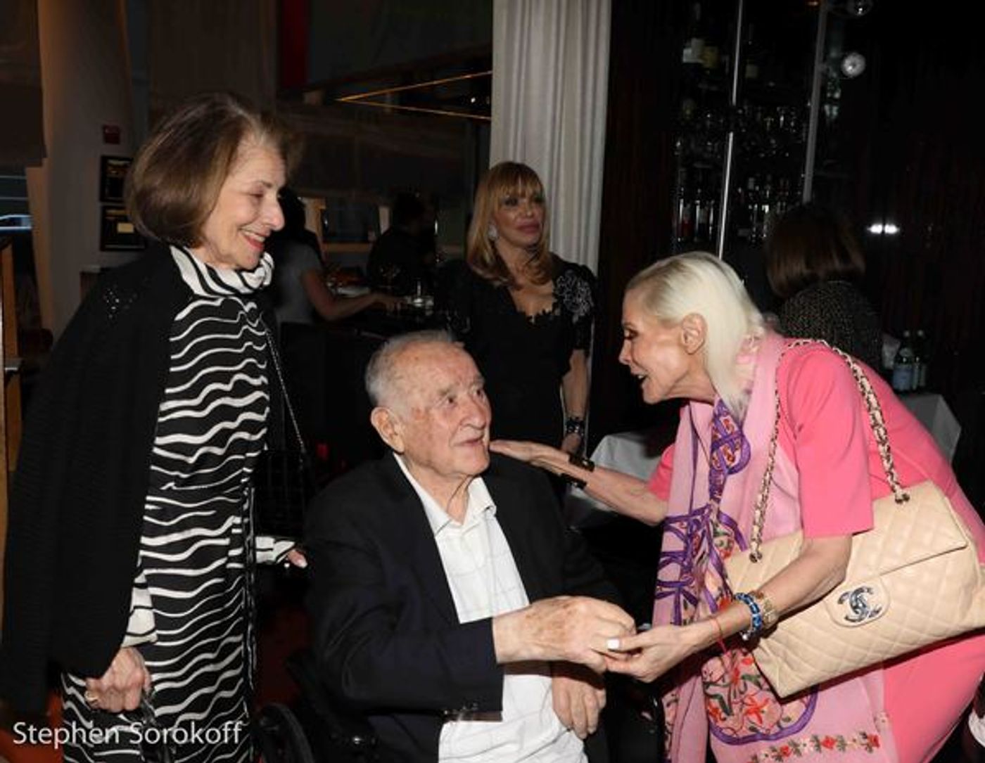 Photo Flash: Woody Allen & Others Celebrate Sirio Maccioni at Le Cirque  Image