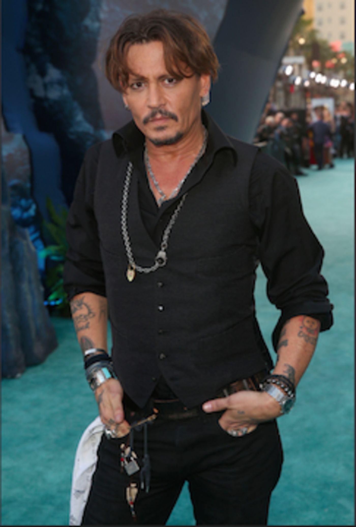 Photo Flash: Johnny Depp & More Attend PIRATES OF THE CARIBBEAN: DEAD MEN TELL NO TALES L.A. Premiere  Image