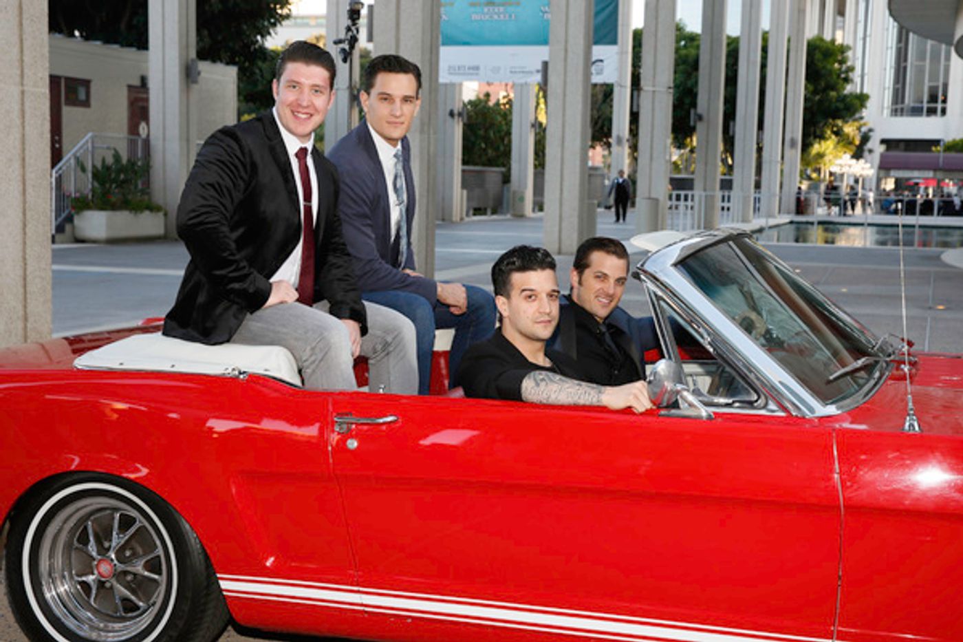 Photo Flash: Frankie Valli, Mark Ballas and More Celebrate JERSEY BOYS Opening at the Ahmanson  Image