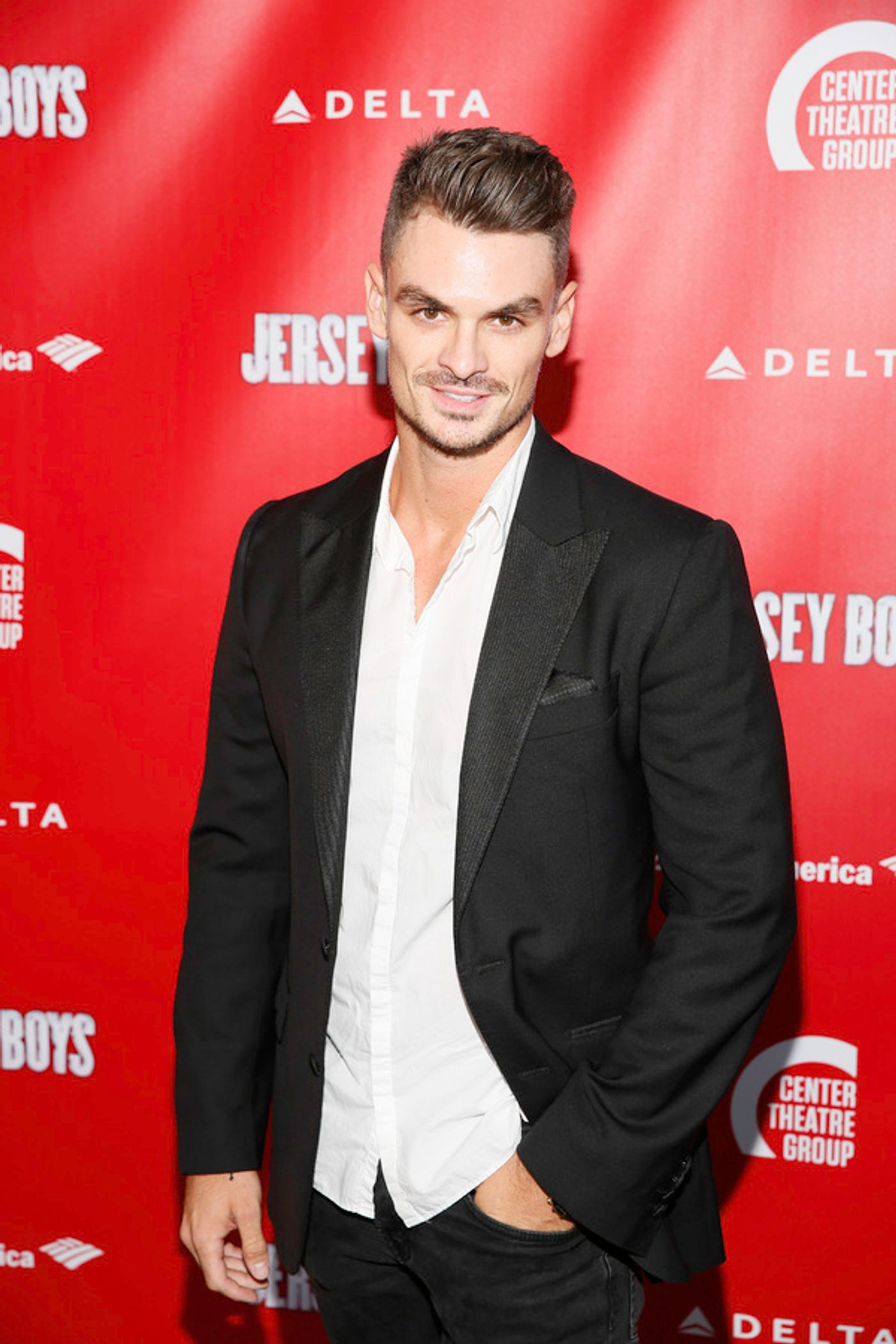 Photo Flash: Frankie Valli, Mark Ballas and More Celebrate JERSEY BOYS Opening at the Ahmanson  Image