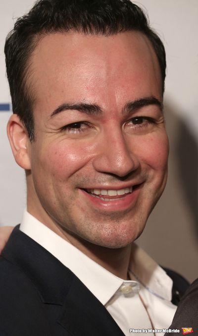 Caesar Samayoa Photo