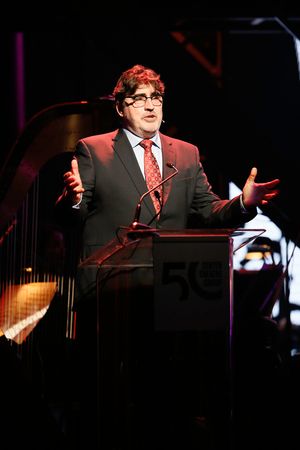 Alfred Molina  Photo