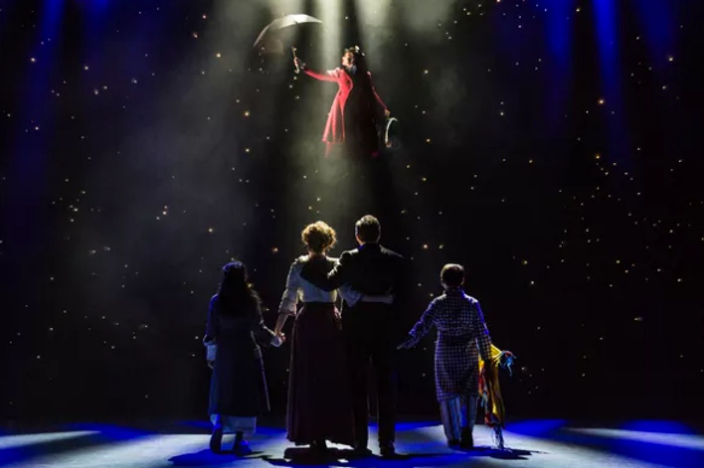 Interview: Elena Shaddow Takes Flight in Paper Mill's MARY POPPINS!  Image