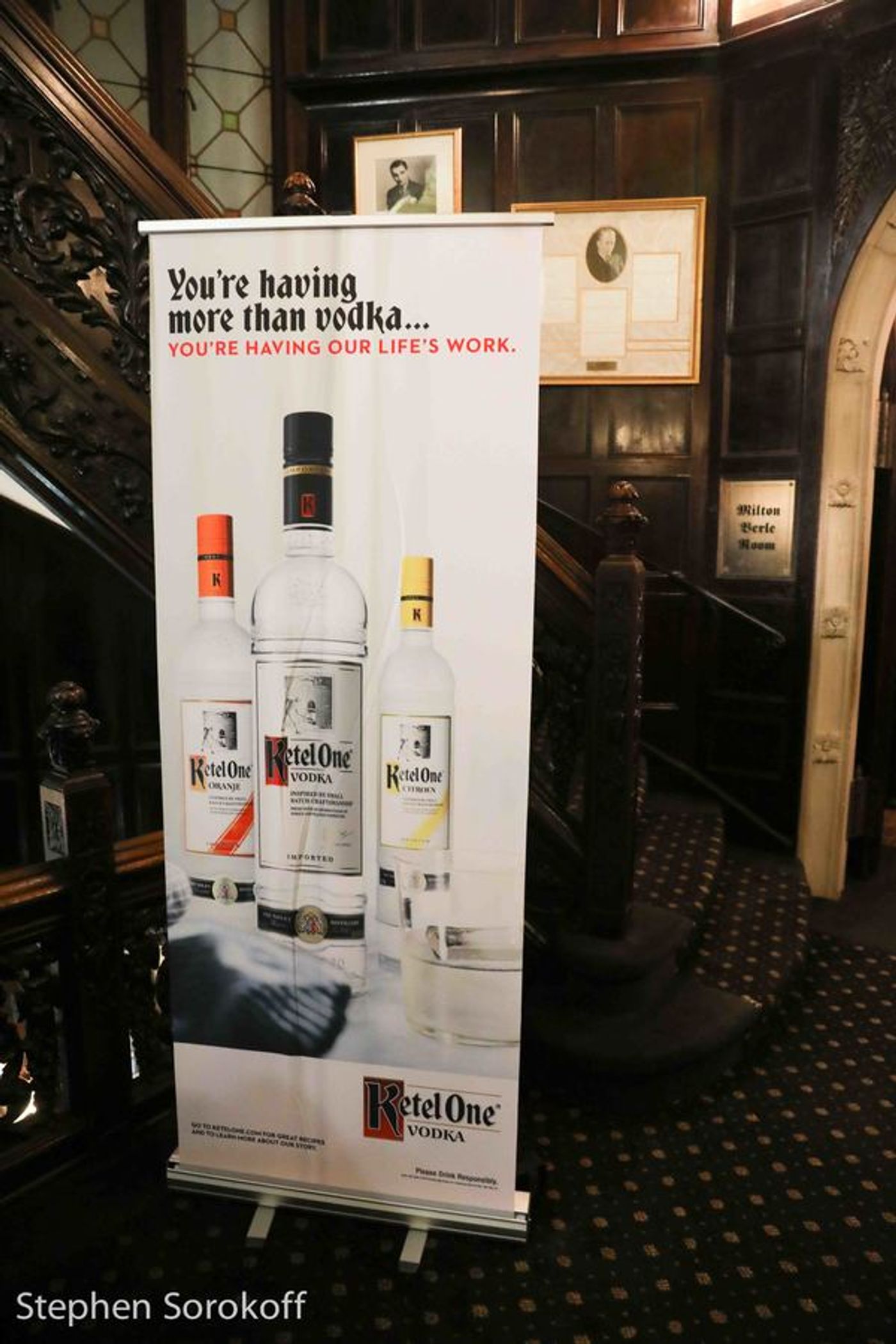 Photo Coverage: Lisa Lampanelli, Dominic Chianese & Others Featured At Friars Club's BELLA NOTTE  Image