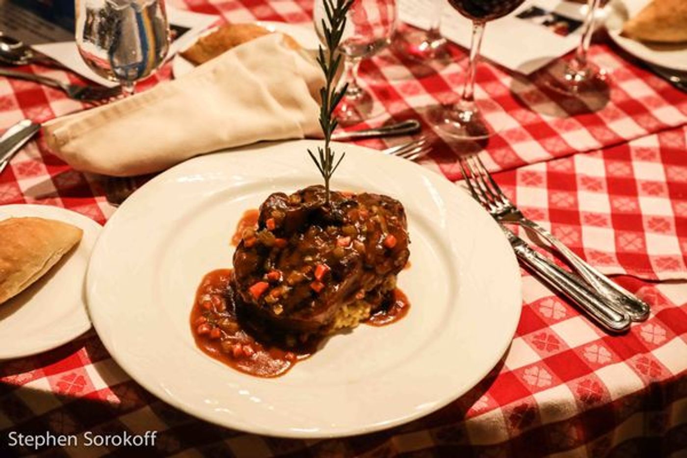 Photo Coverage: Lisa Lampanelli, Dominic Chianese & Others Featured At Friars Club's BELLA NOTTE  Image