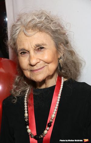 Lynn Cohen  Photo