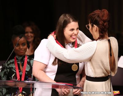 Beanie Feldstein and Marisa Tomei  Photo