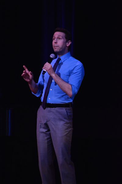 Jeremy Benton Photo
