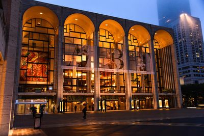 Atmosphere==
Elizabeth Sergerstom Attends ABT Gala==
David H. Koch Theater at Lincoln Photo